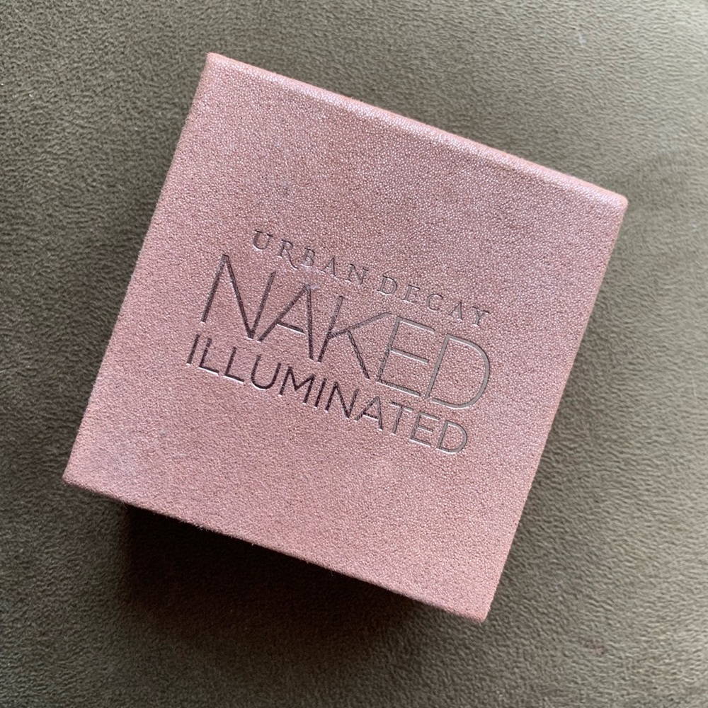 Urban Decay Naked Illuminated Highlighter